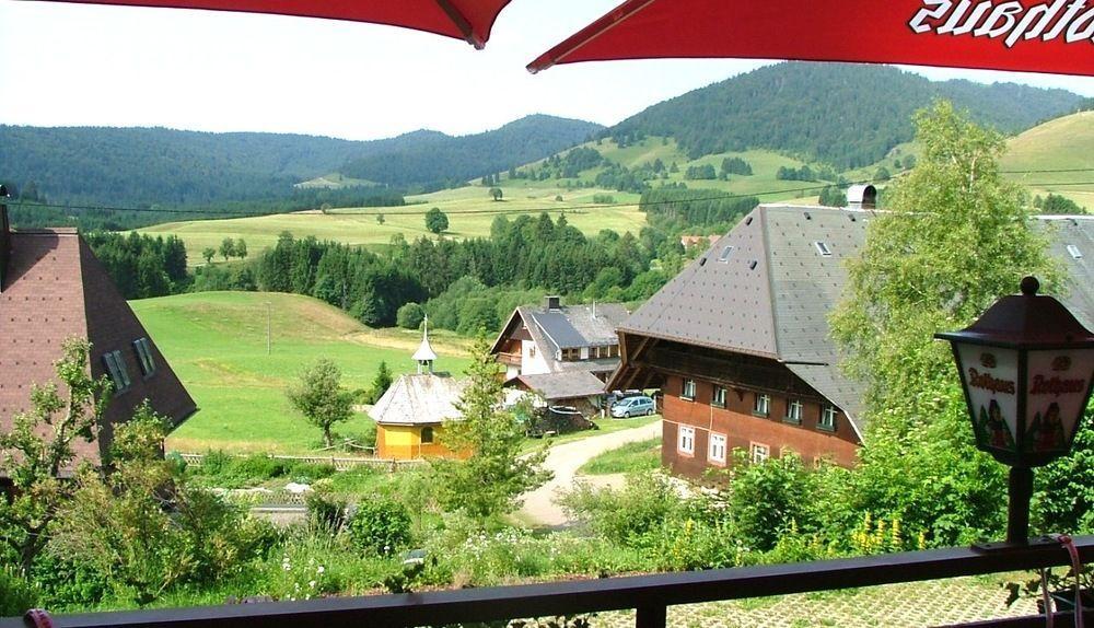 Hotel Landgasthof Adler Altenrond Exteriör bild