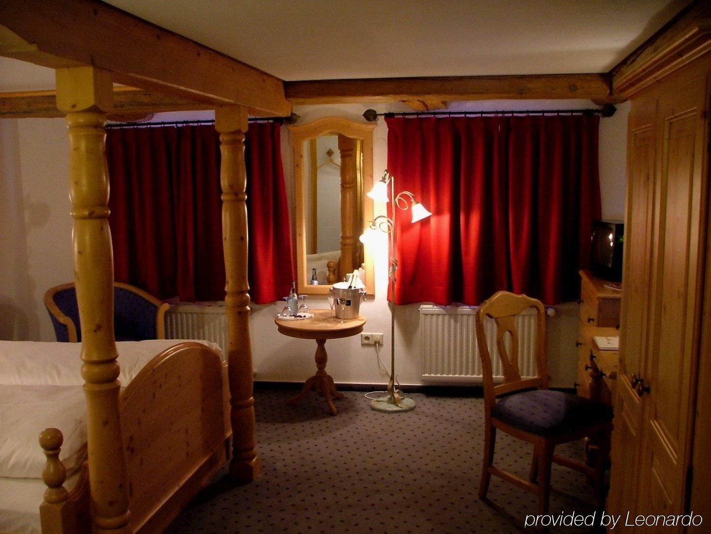 Hotel Landgasthof Adler Altenrond Rum bild