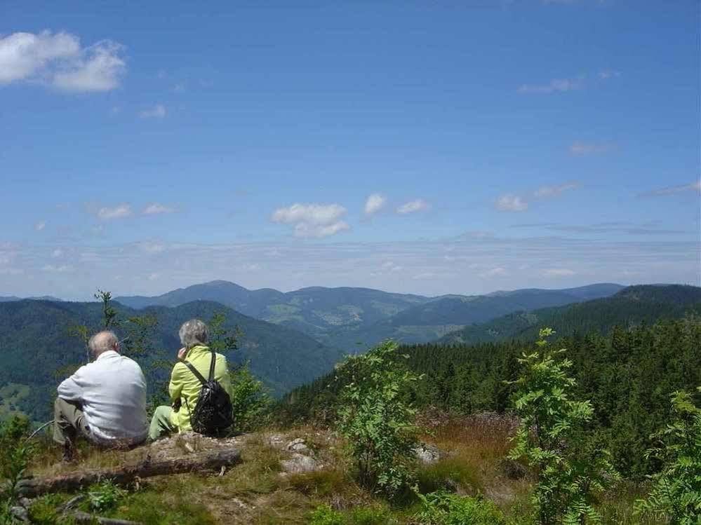 Hotel Landgasthof Adler Altenrond Exteriör bild